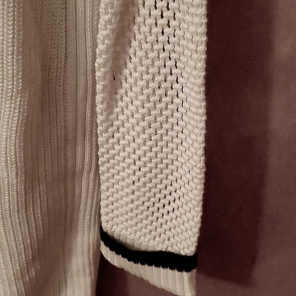 Banana Republic sweater - Picture 3 of 6